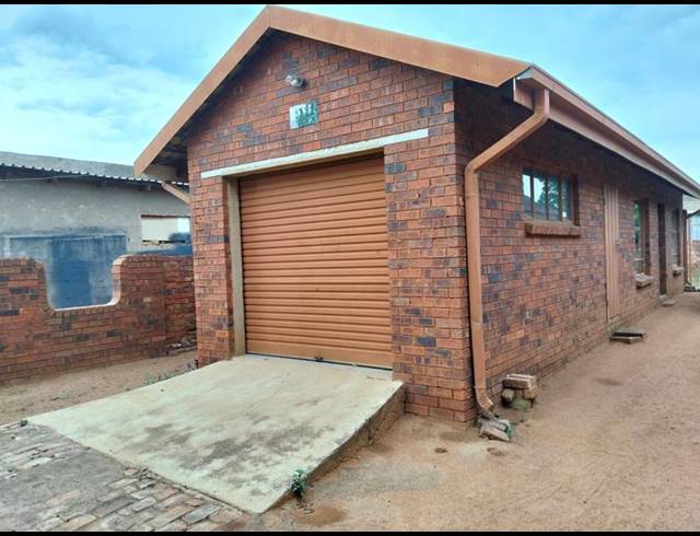 3 BEDROOM HOUSE FOR SALE IN SOSHANGUVE X